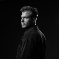 Martin Miller