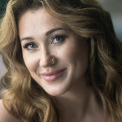author-pic