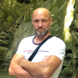 author-pic